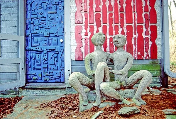 Mary Nohl Art Environment (T. Heggland photo, 2005)