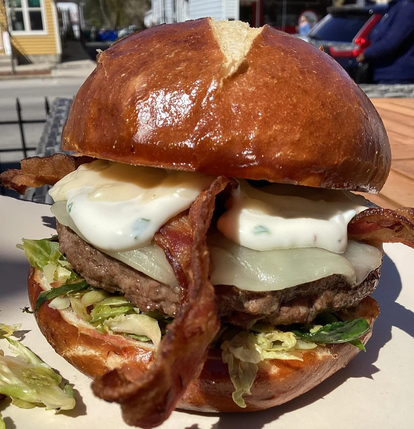 Stilt House Burger