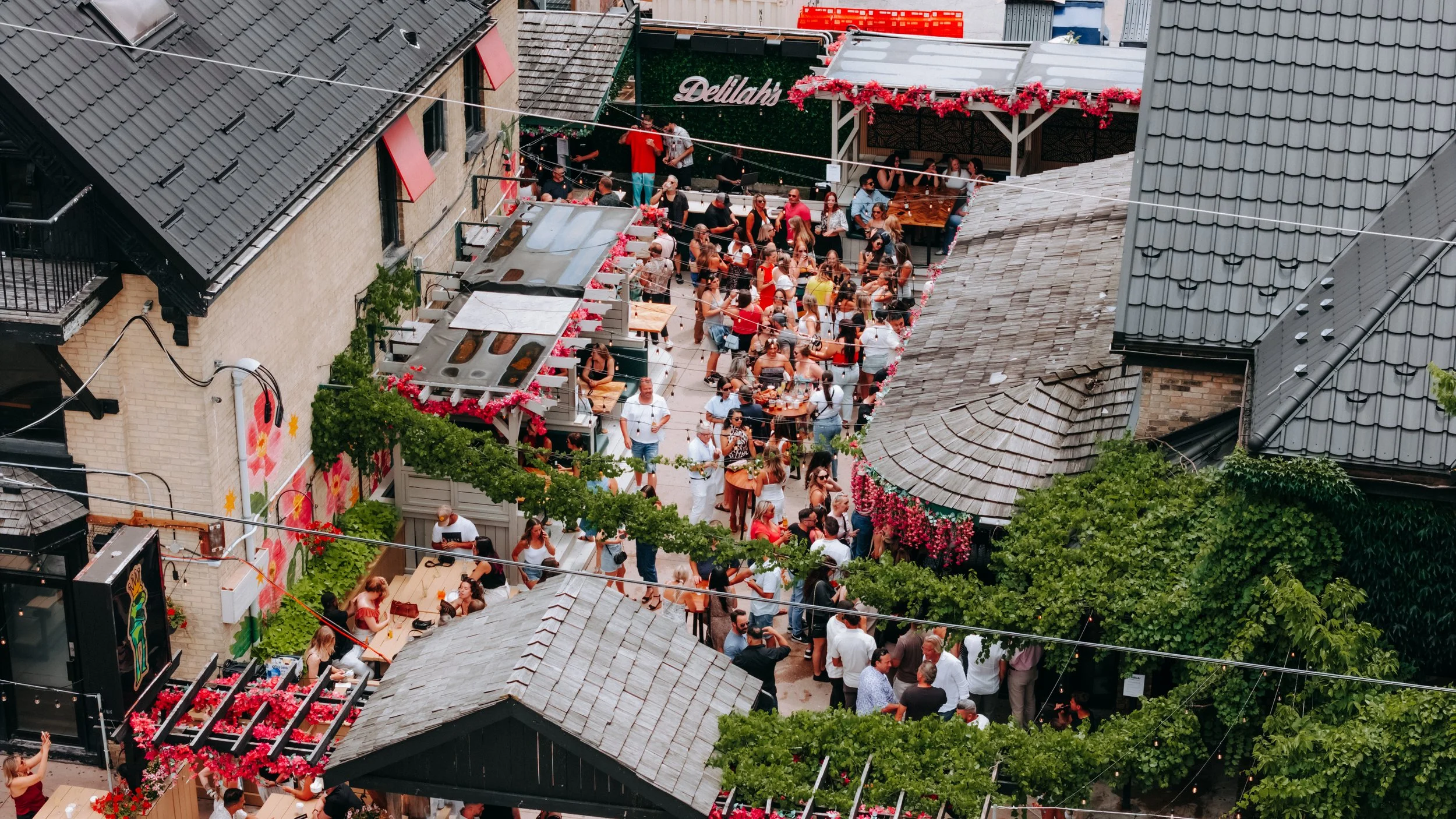 delilahs coffee club drone-3.jpg