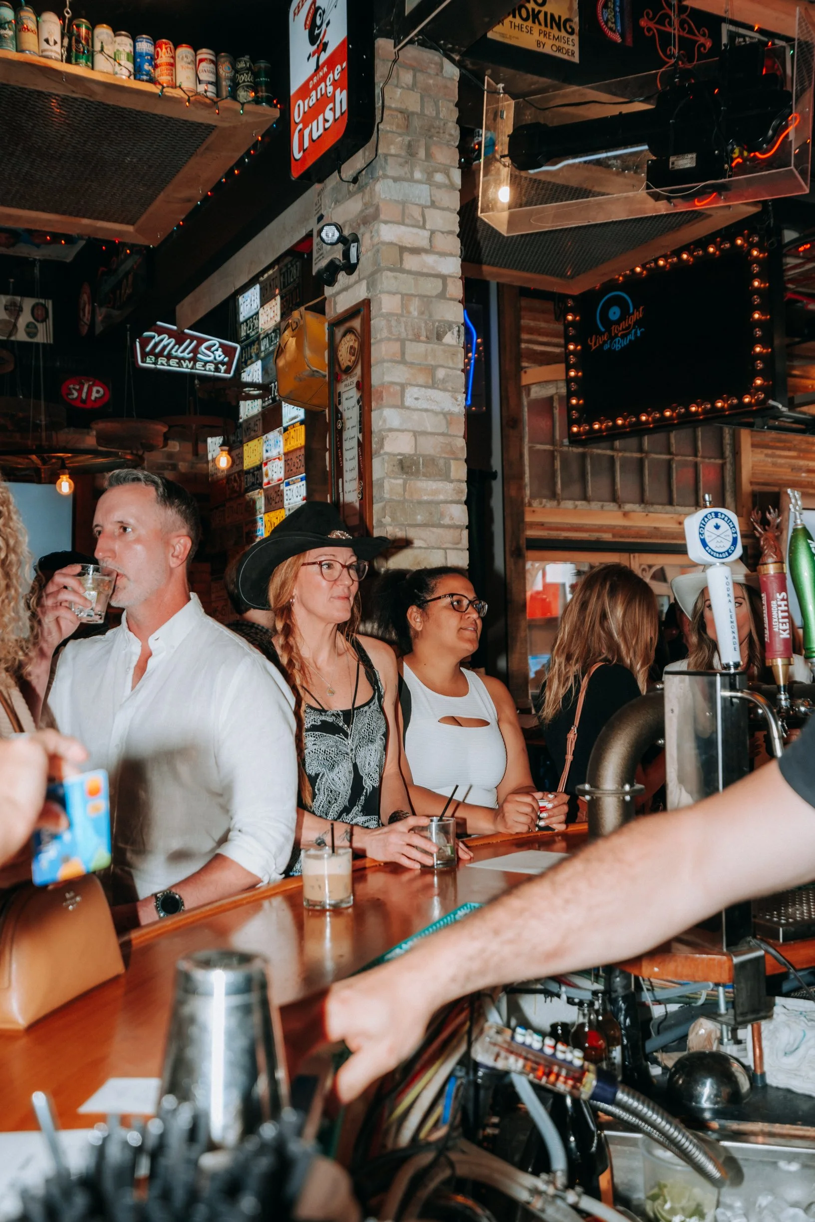 coffee club Burts-108.jpg