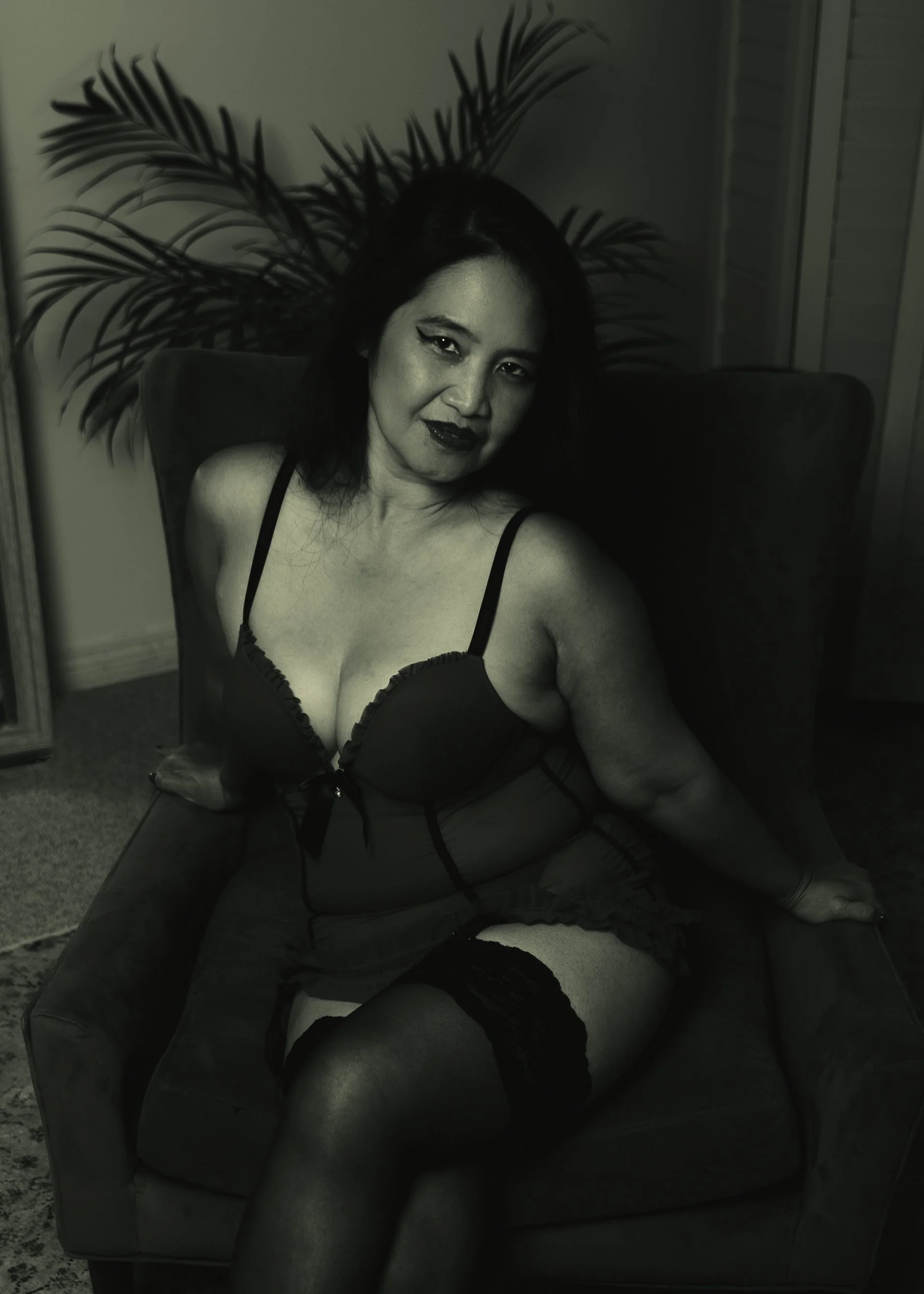 Bare Elegance_-56.jpg