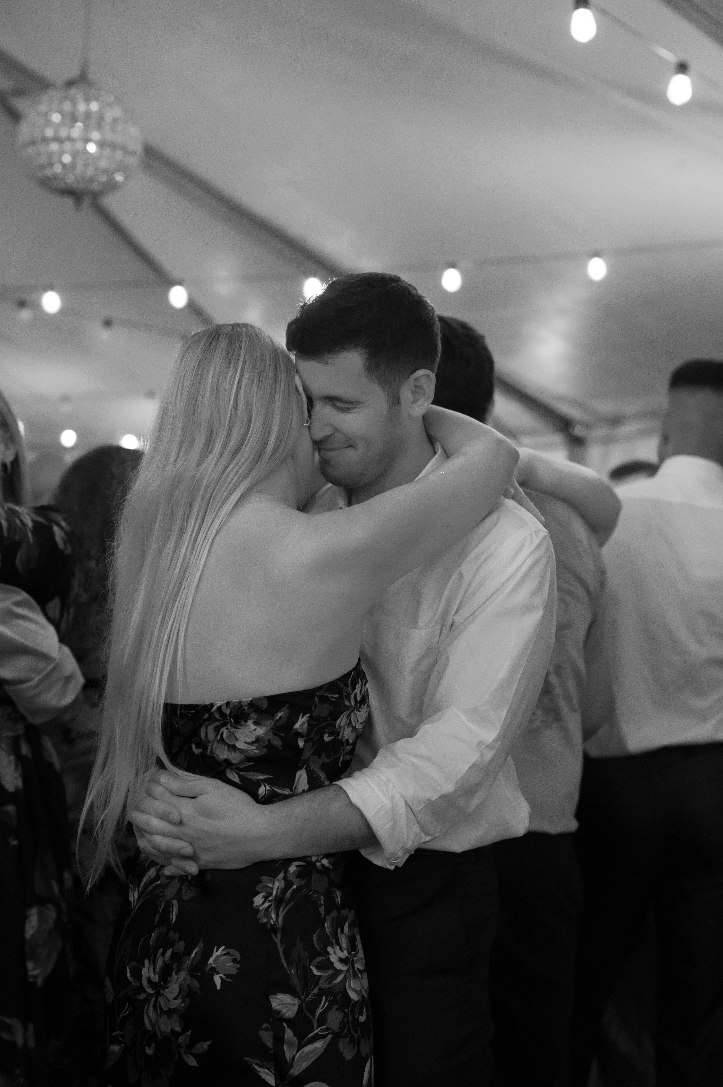 kiara and erik_11142025_erica streelman photo-1558.jpg
