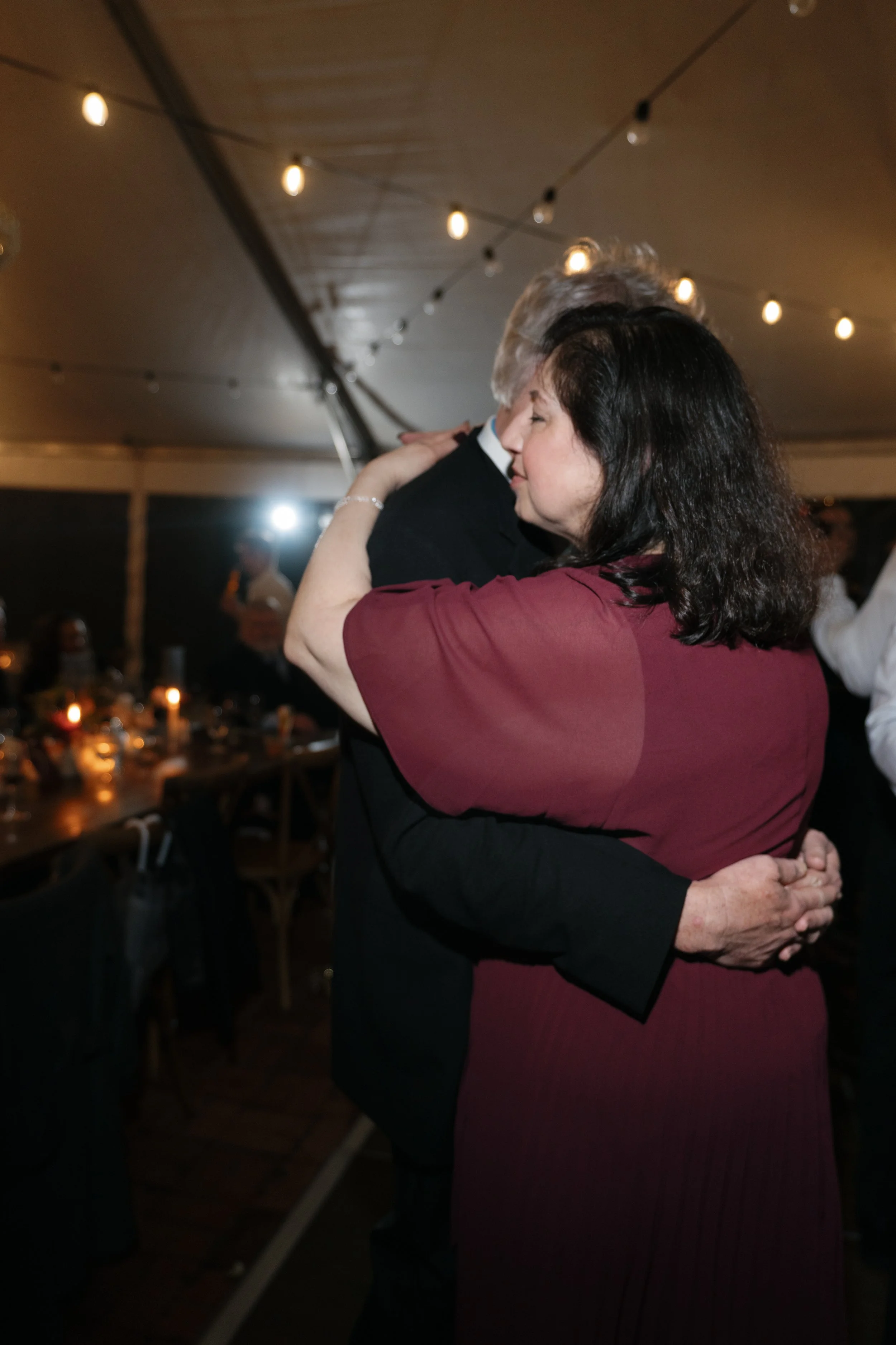 kiara and erik_11142025_erica streelman photo-1555.jpg