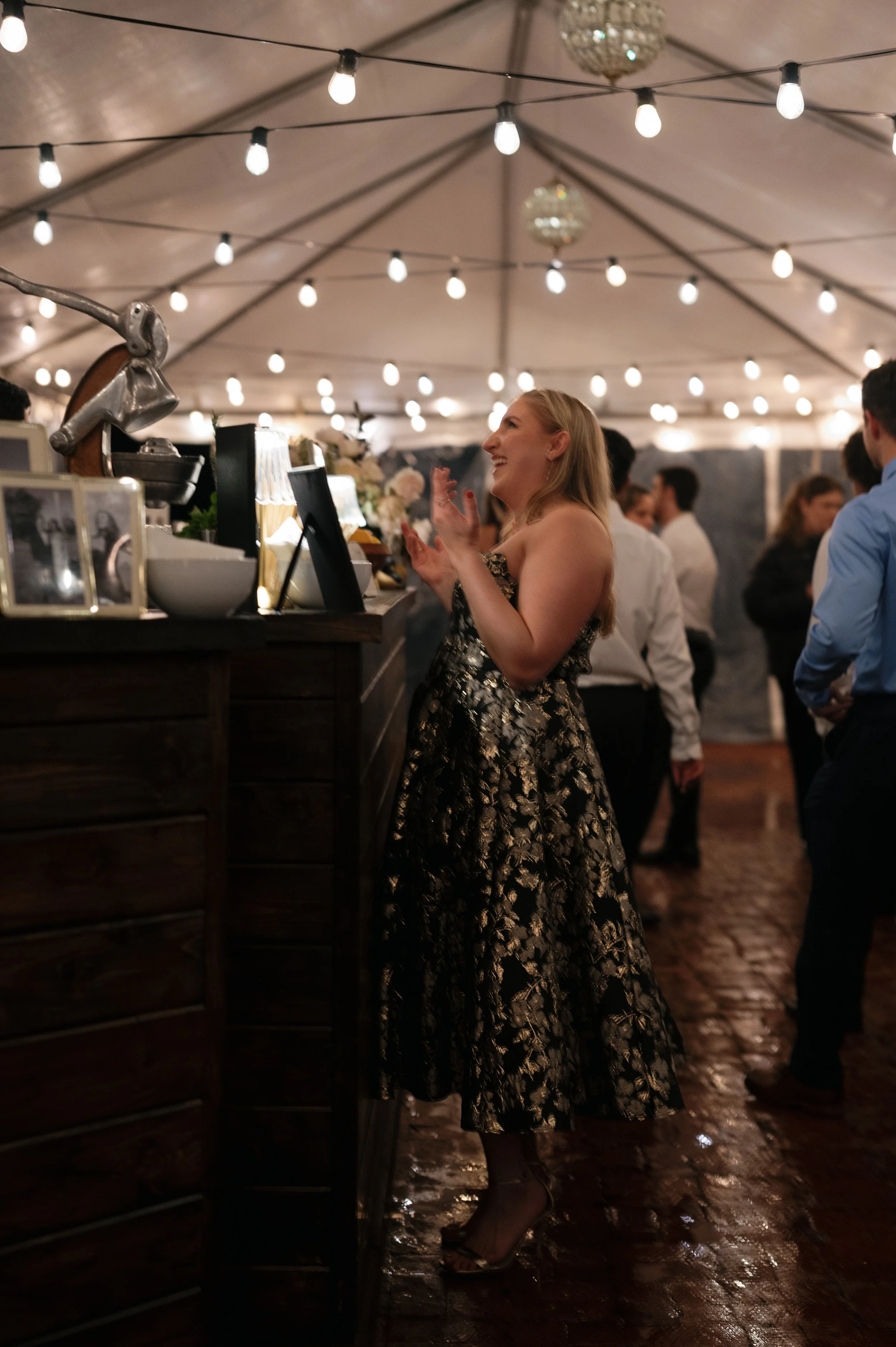 kiara and erik_11142025_erica streelman photo-1543.jpg