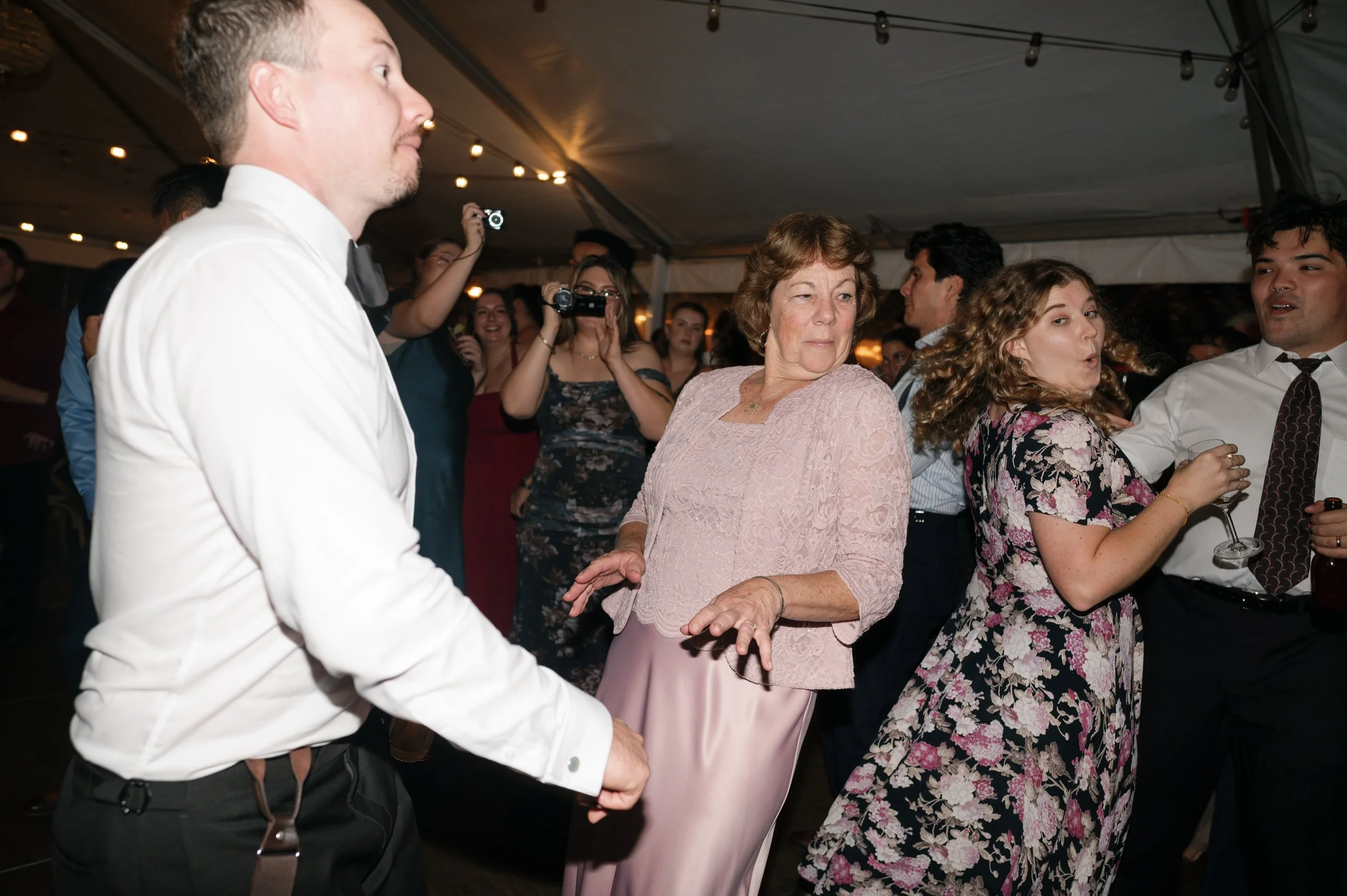 kiara and erik_11142025_erica streelman photo-1477.jpg