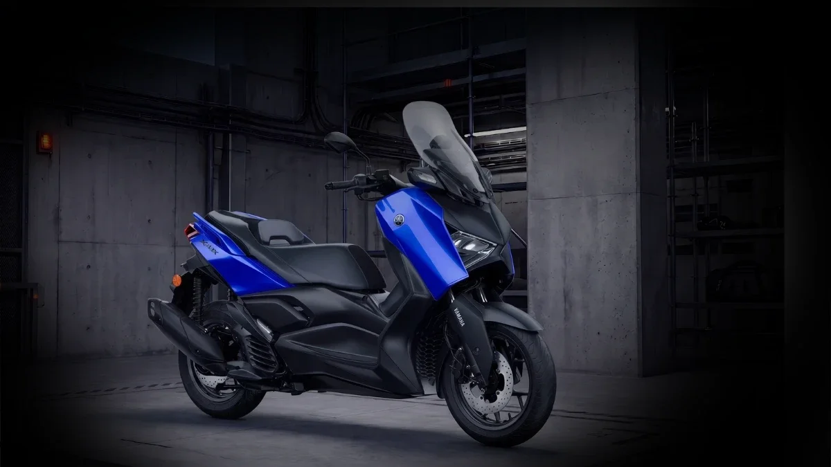 XMAX 125