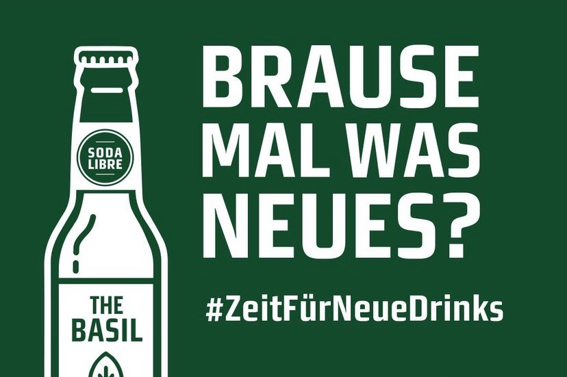 Grafik eines Brause-Getränks in einer Flasche mit deutschem Text, der zum Ausprobieren neuer Getränke auffordert, inklusive hashtag #ZeitFürNeueDrinks.