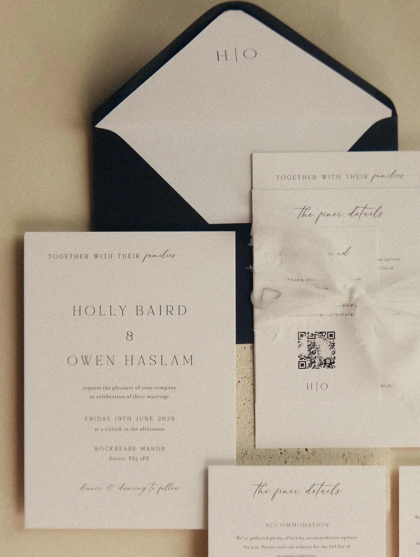 the suite of dreams for H+O 🖤

it was a true pleasure to work with Holly on their stationery suite ~ from finding us on Etsy for her evening invitations she knew she wanted to carry this style through for her day guest invitations.

keeping things m