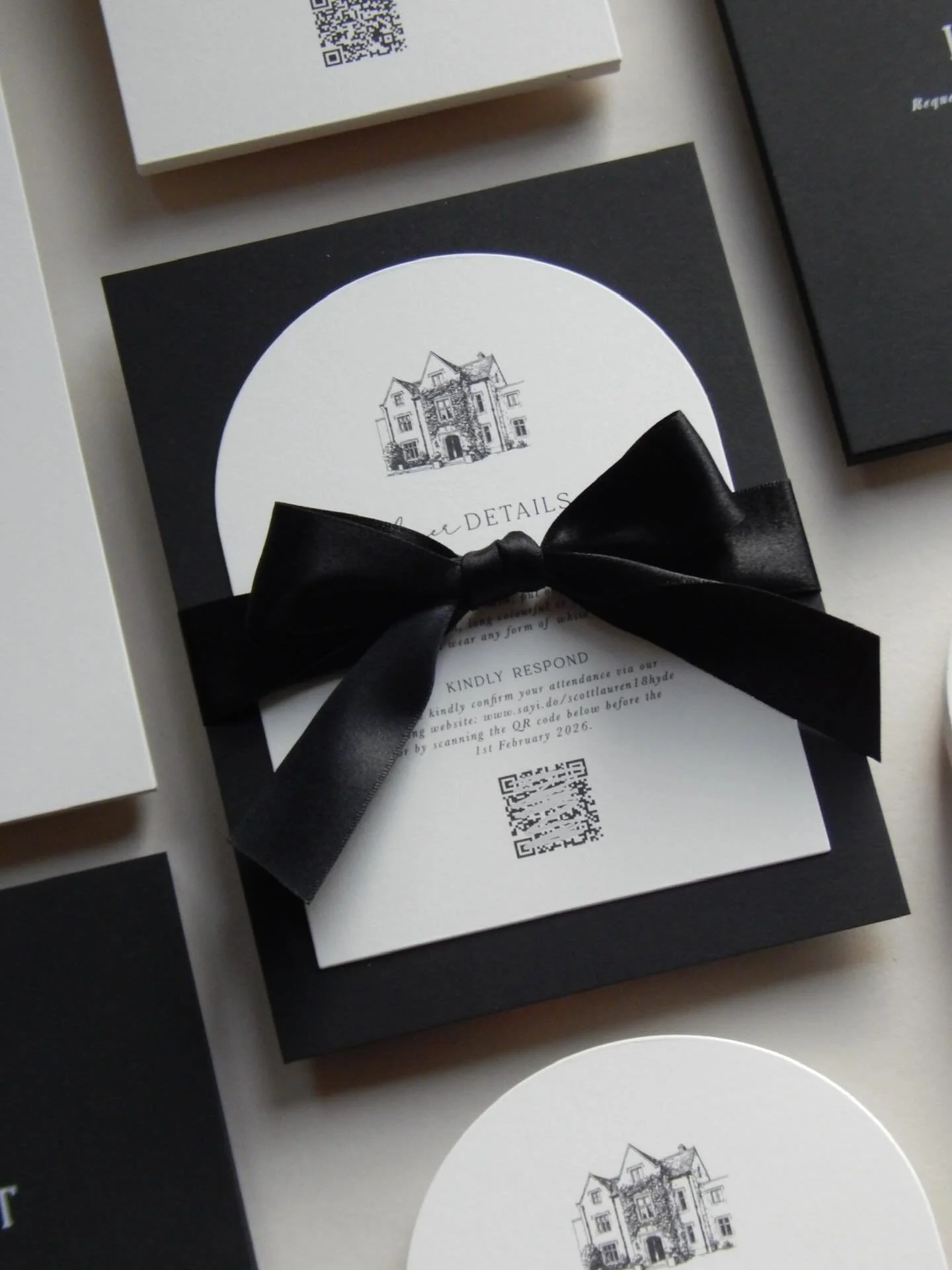 The Cala Lilly Suite 🤍 a bespoke invitation suite for Lauren + Scott 

Lauren came to me knowing Cala Lillies played a big part in her wedding day so incorporating them would be key. Hand illustrated Cala Lily designs complimented both Scott &amp; L
