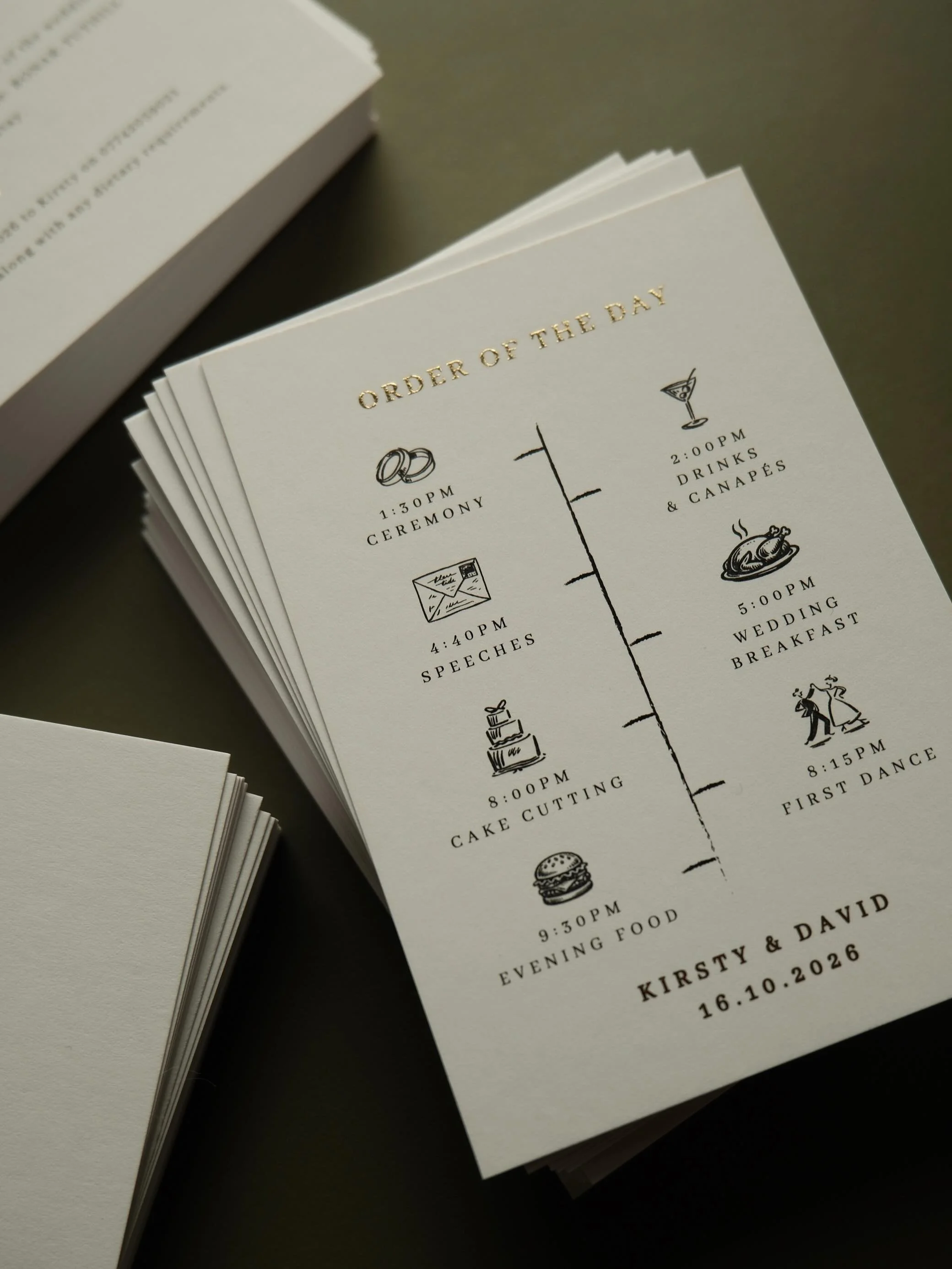order of service with hints of gold foiling for Kirsty &amp; David 🕊️💍🤍 

the perfect way to let your guests know the order of events for your special day