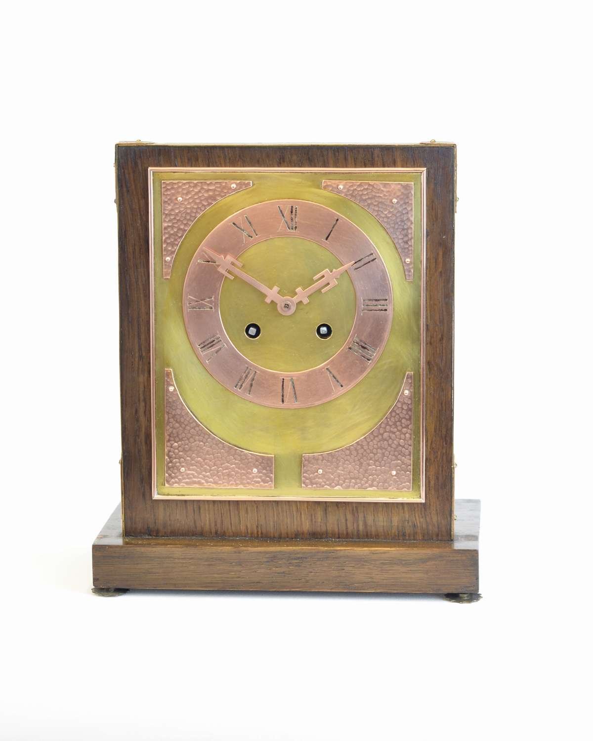 arts-and-craft-copper-brass-and-oak-mantle-clock_10158_main_size3.jpg