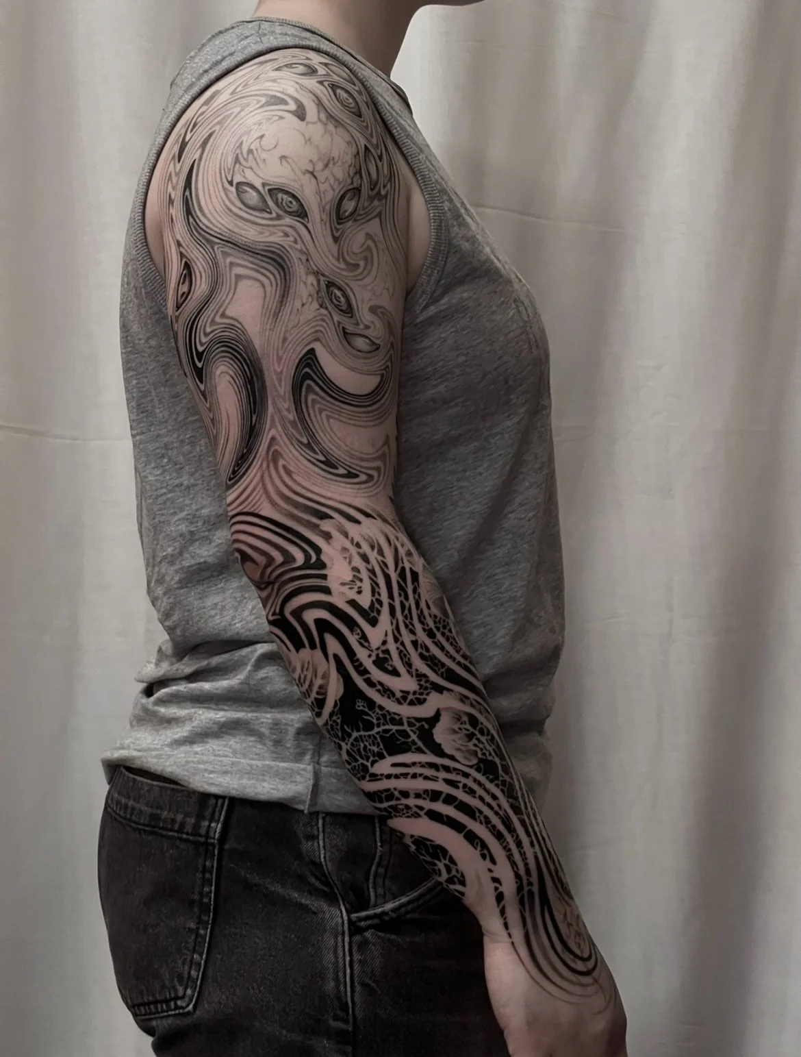 Mycelium sleeve for Nat. What an incredible project to work on! Creating all of the textures and details in this sleeve was super challenging but I&rsquo;m thrilled with the end result and would love to continue to explore similar styles. A massive t