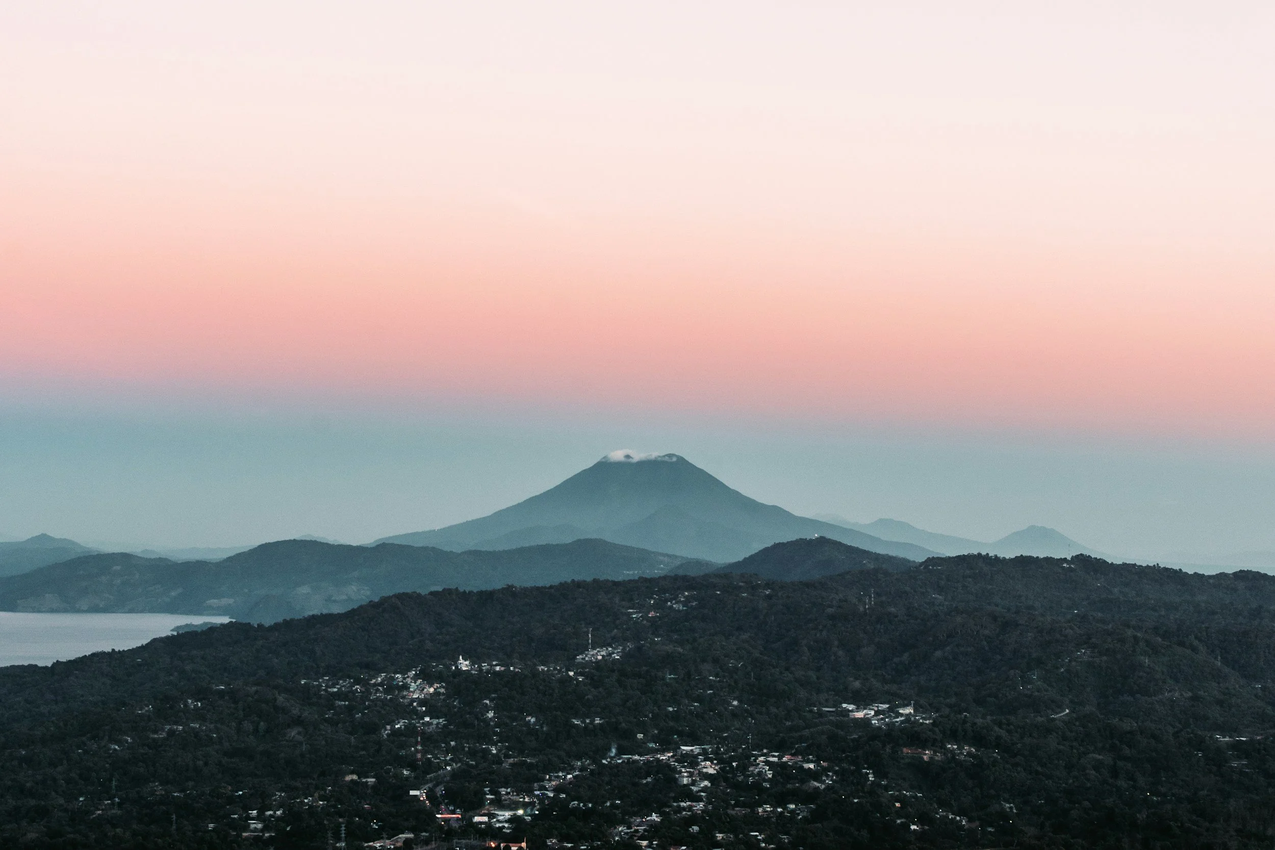 unsplash-image-bK-SRSgPWz8.jpg