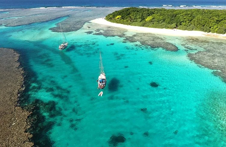 tonga-island-manihiki-vavau-gettyimages-952059878.jpg