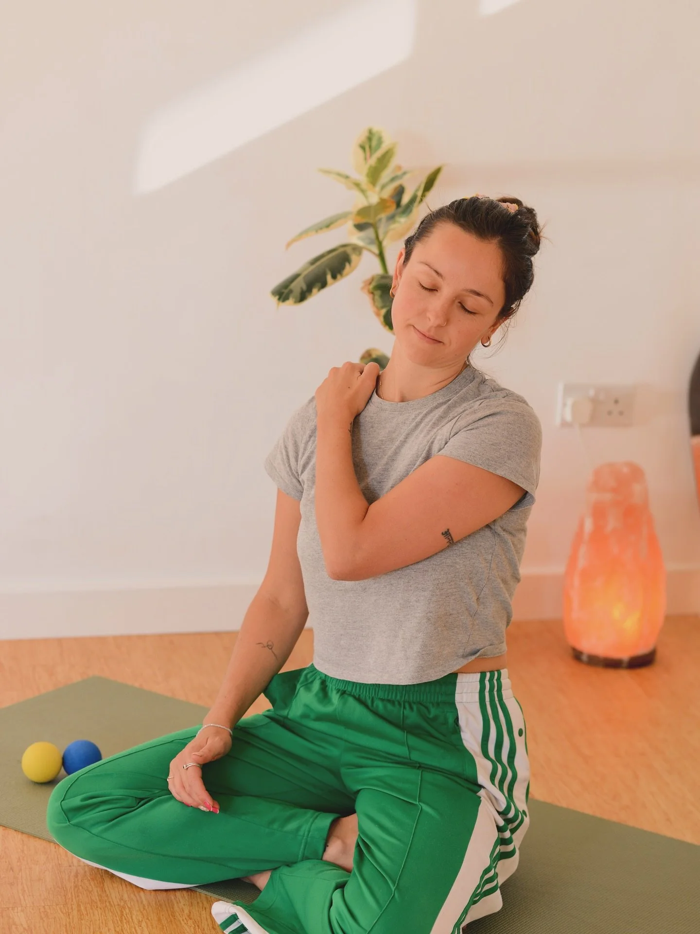 This week we are blessed with double Tash! Join Tash tomorrow night at 6pm for dreamy MFR or Saturday morning at 9:30am for a nourishing flow ✨🧘🏻&zwj;♀️