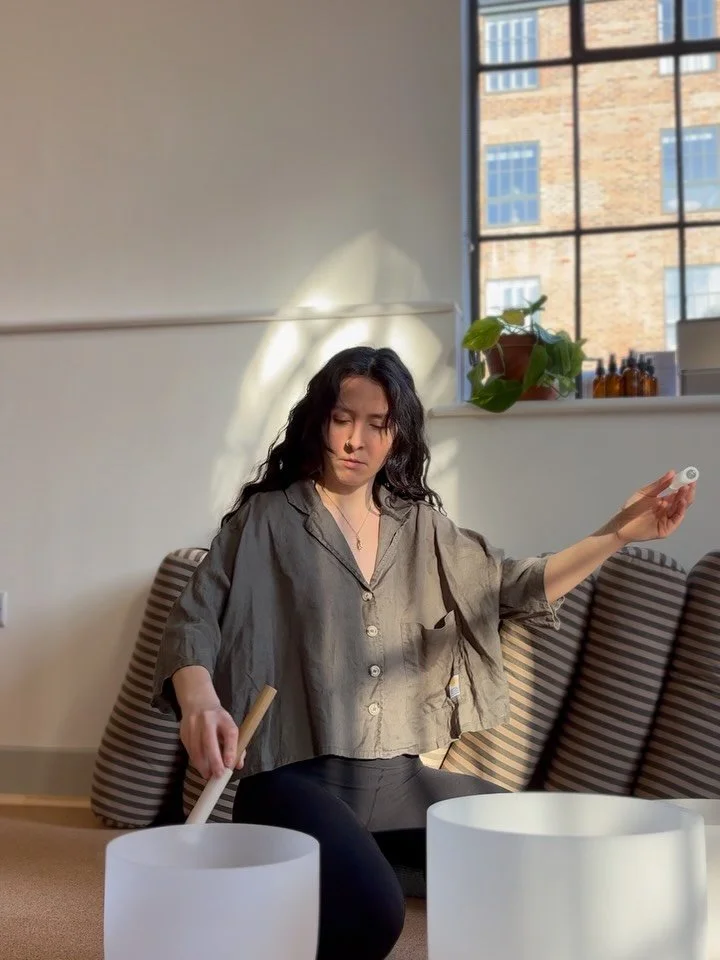 This weekend at g&amp;g

Saturday 
9am Saturday Flow with @emilyhewittyoga BRIMSCOMBE
9:30am Saturday Flow with @yoga_with_celeste NAILSWORTH
6pm C.A.L.M with @kariaryehyoga BRIMSCOMBE - WAITLIST 

Sunday 
10am Yoga &amp; Coffee with @gracefulyogaa B