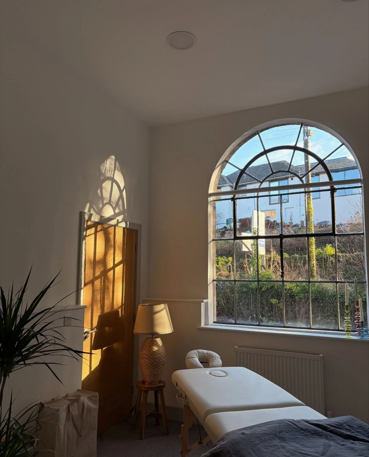 After a very successful inspection from Stroud council today we now have our needling licence meaning that the wonderful @innerseasonsacupuncture is ready to taking bookings. Imogen will be taking bookings for every Friday starting next Friday 27th M