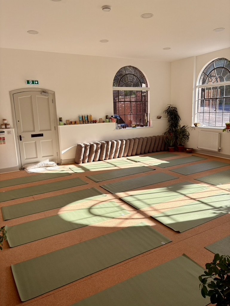 Mindfulness meditation - a free, experiential, 6-week introductory course