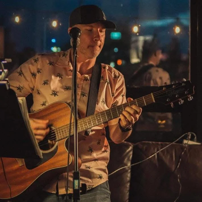 Live Music - Jeff Long