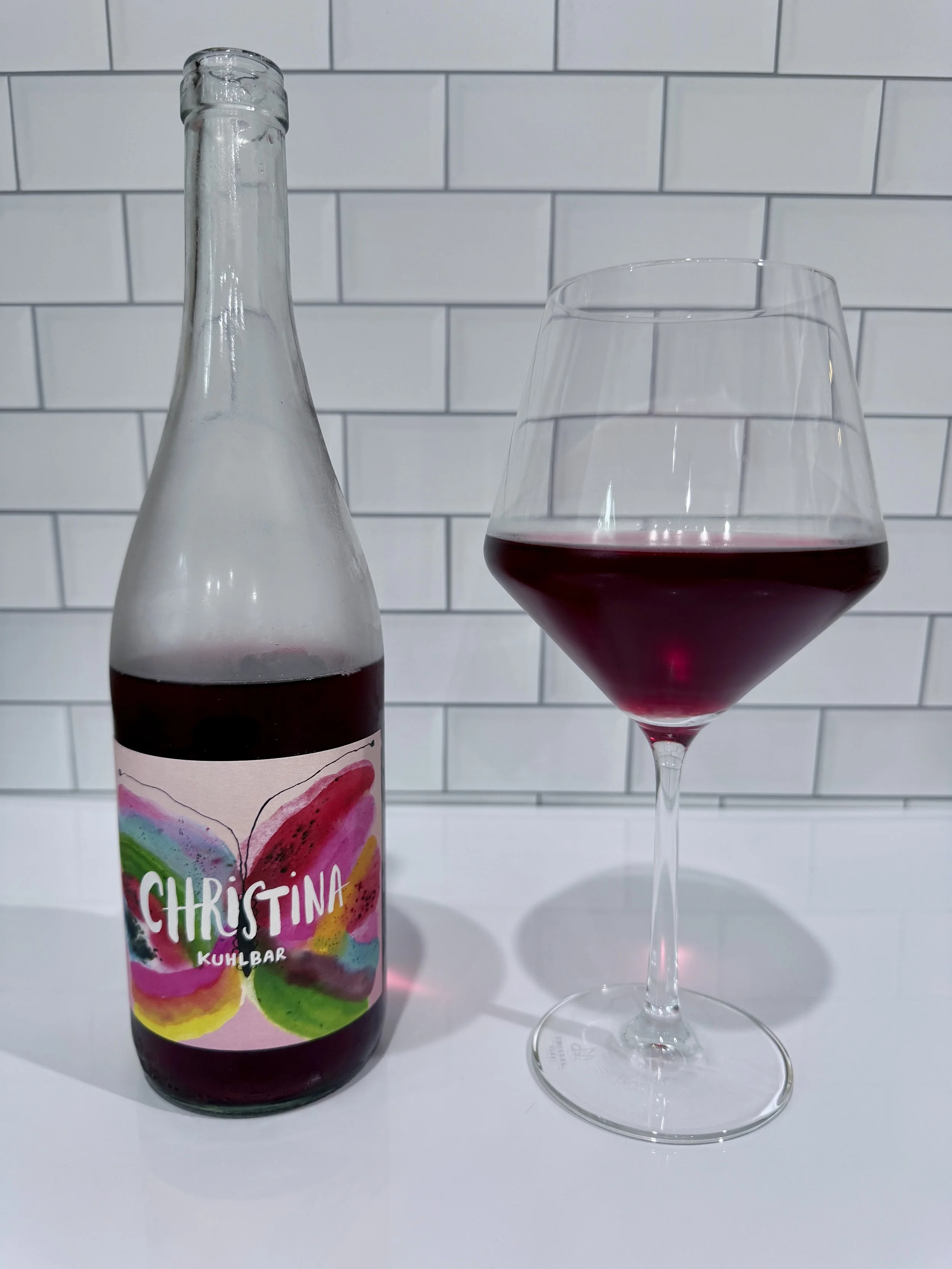 2024 Christina Kühlbar | Chillable red 