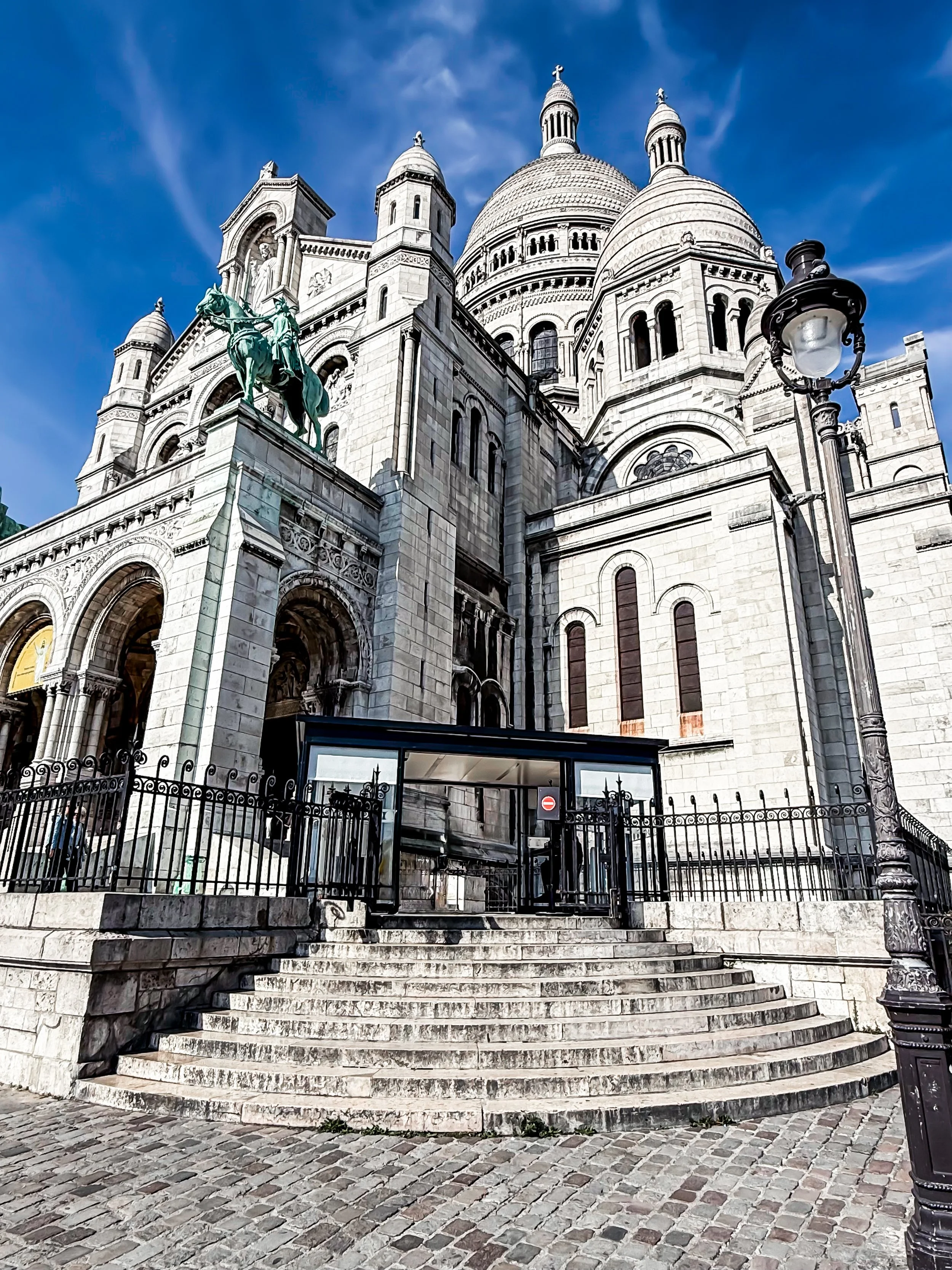 Why Every Paris Trip Needs A Stop In Montmartre