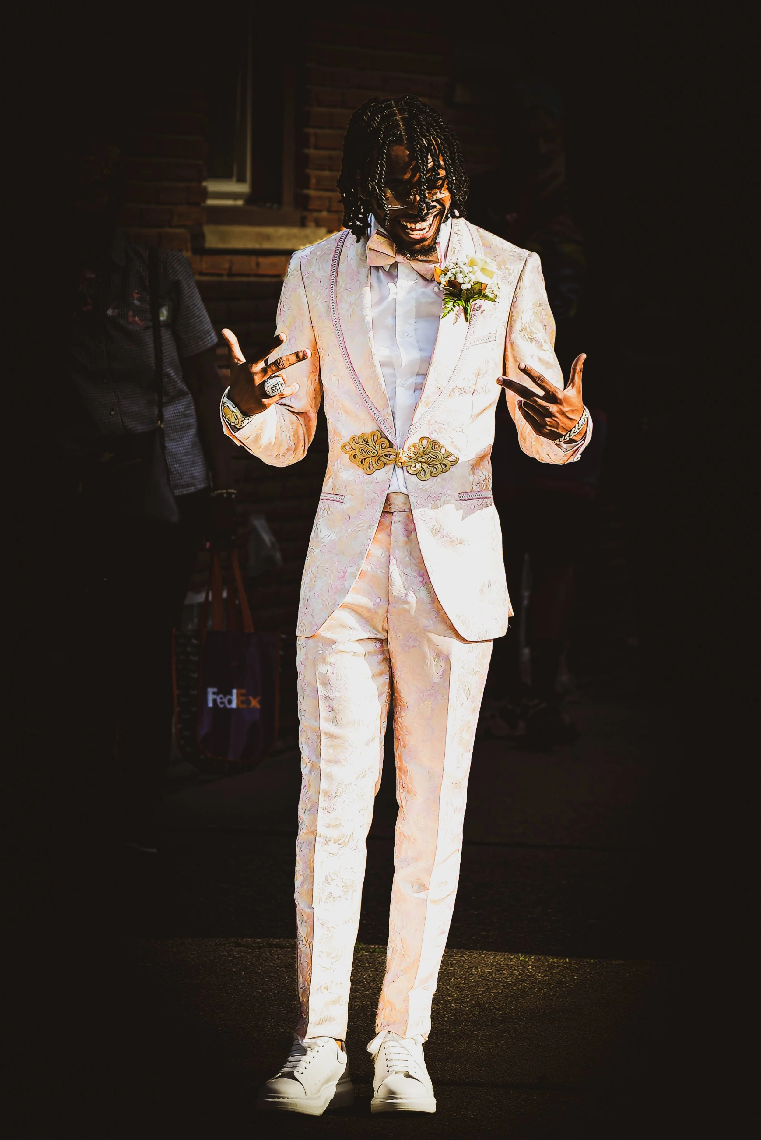 HIGHWAY_SHOT_ME_lifestyle-portraiture-prom-photography-3.jpg