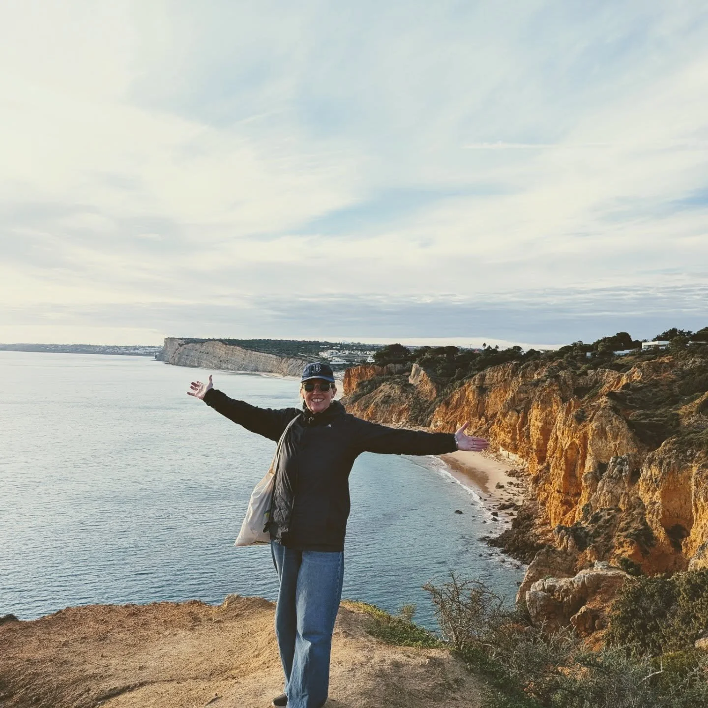 Moments that land ..

I blinked and it was over 
Back in the UK ..Xmas looming ..shopping to fit in, colds to manage but @moinhosvelhos .. an incredible place to create, think deeper and grow.

Happy weekend ❤️

#potentiality