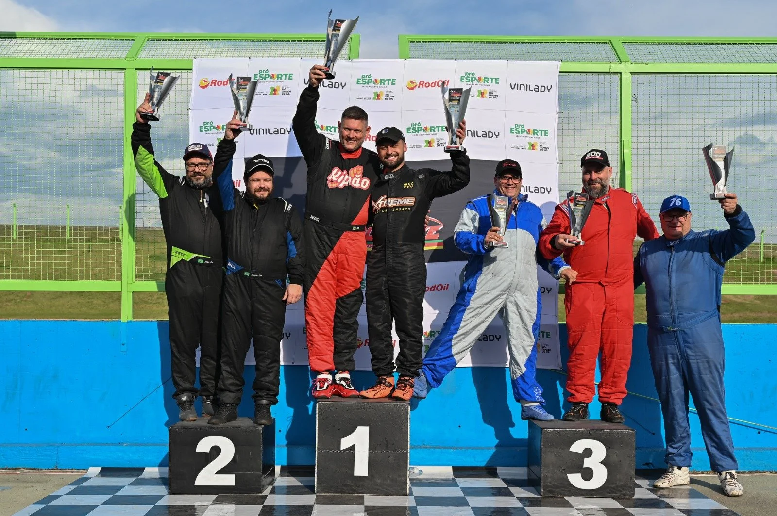 Podio-GT .jpg