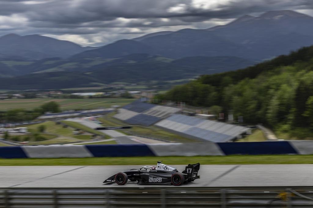 465829_1203435_rbr_f3_fe_8996_web_.jpg