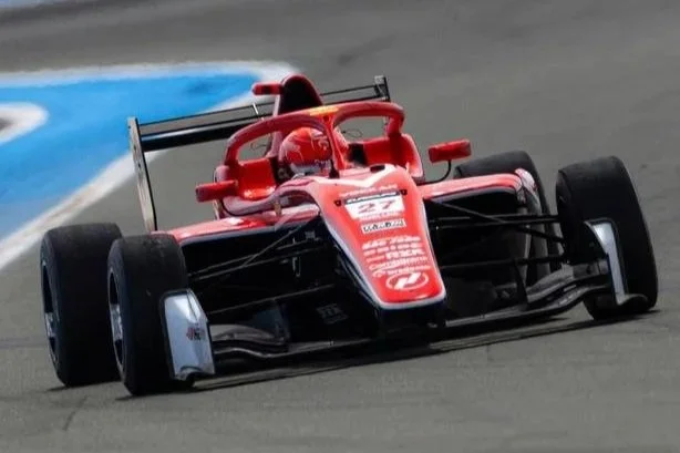 Heitor Dall Agnol mira subida na tabela da Eurocup3 e anda entre os mais rápidos em teste em Portugal