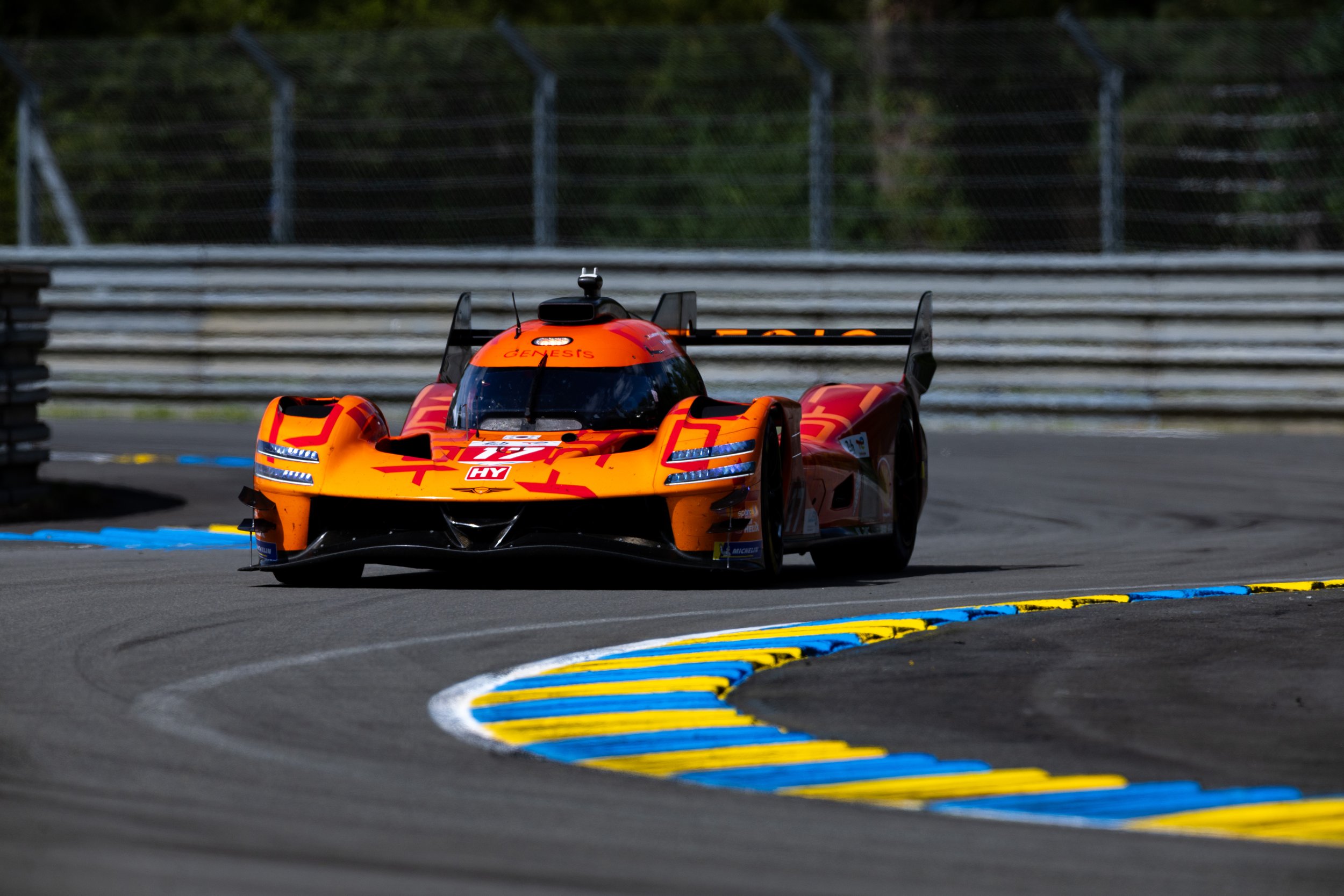 Derani destaca potencial da Genesis em Le Mans após abandono e mira etapa em Interlagos