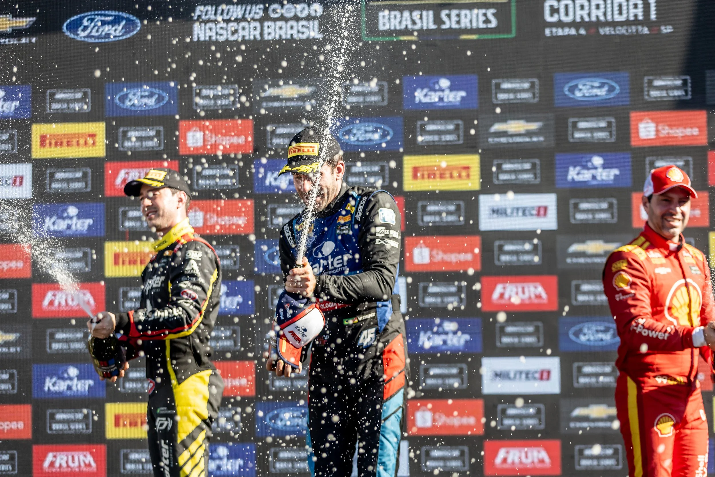 Líder da Nascar Brasil, Vitor Genz vence Corrida 1 no Velocitta; Prova 2 ficou com Galid Osman