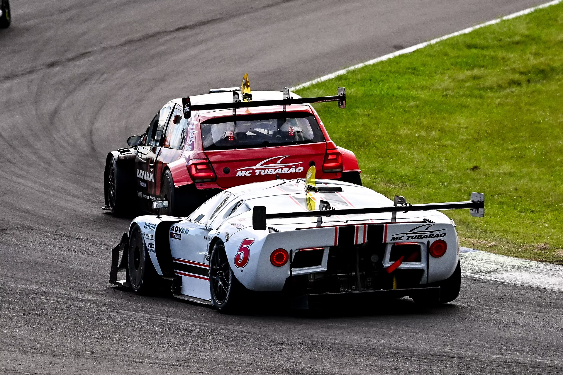 Tech Force vence a Santa Cruz 200 e MC Tubarão assume a liderança do Gaúcho de Super Turismo
