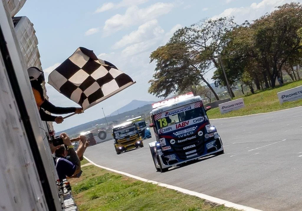 Em curvelo, a Copa Truck tem quatro vencedores diferentes e disputas acirradas pelo campeonato