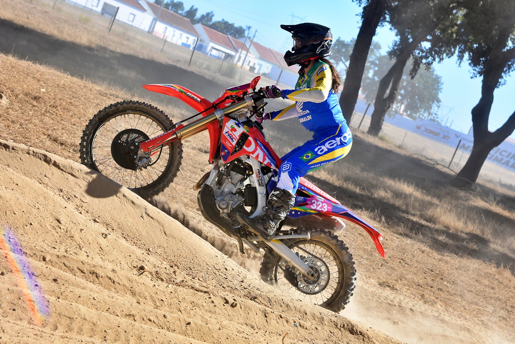 Seleção Brasileira Feminina estreia no Six Days Enduro em Grândola-POR