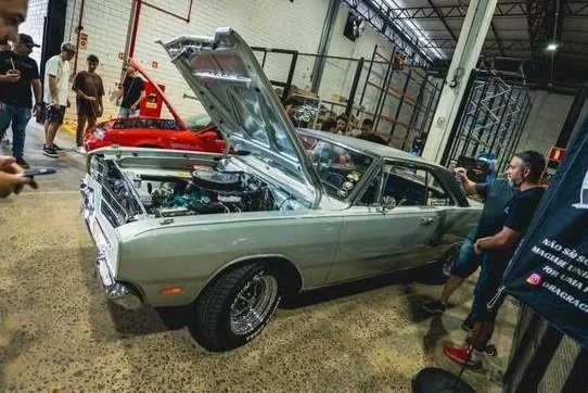 FuelTech &amp; Chimarrão terá exposição de cerca de 90 veículos com motor V8 neste domingo, em Porto Alegre