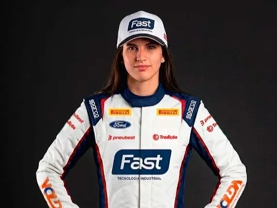 Antonella Bassani estreia na Nascar Brasil pela Full Time Sports em Chapecó