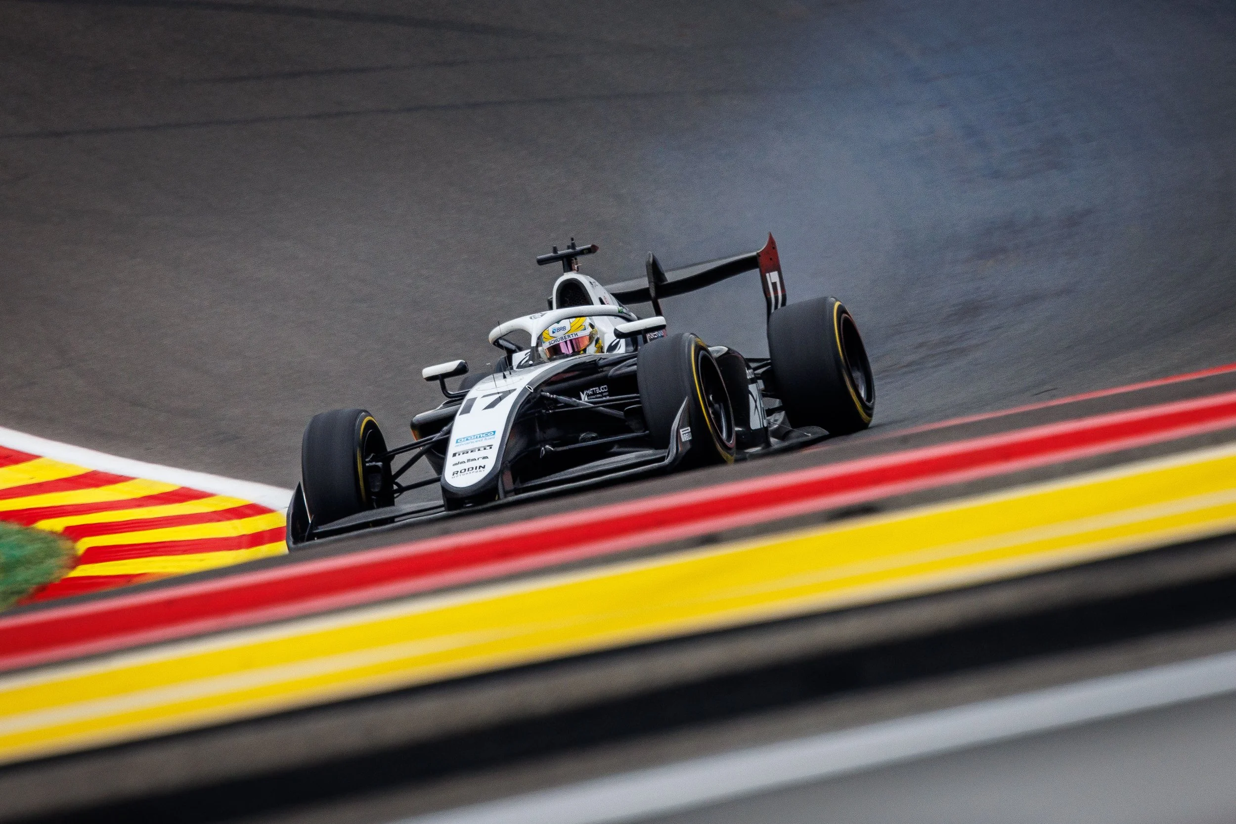 Pedro Clerot mira entrada no top-5 do campeonato na Hungria