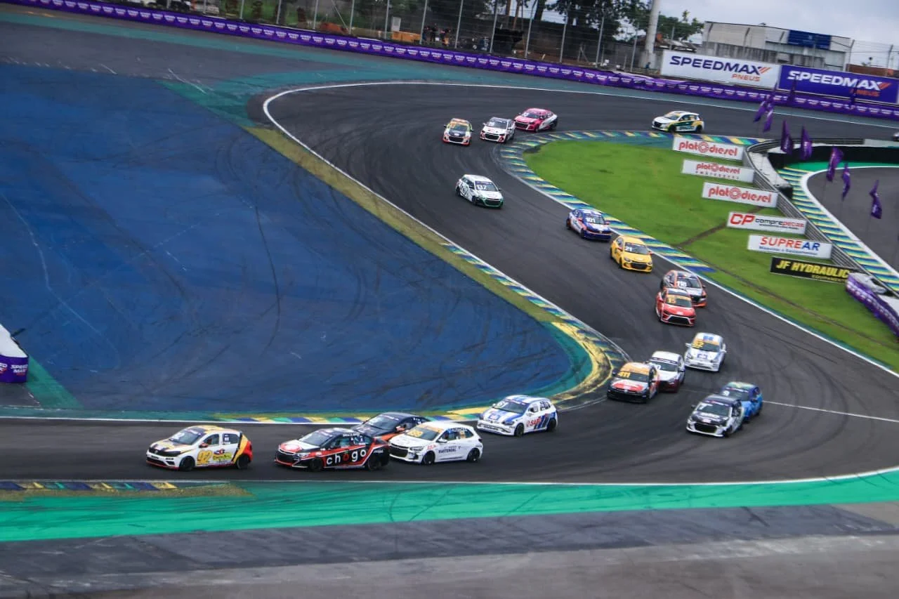 Interlagos inaugura nova era do MBR com vitória de Edu de Paula no Endurance