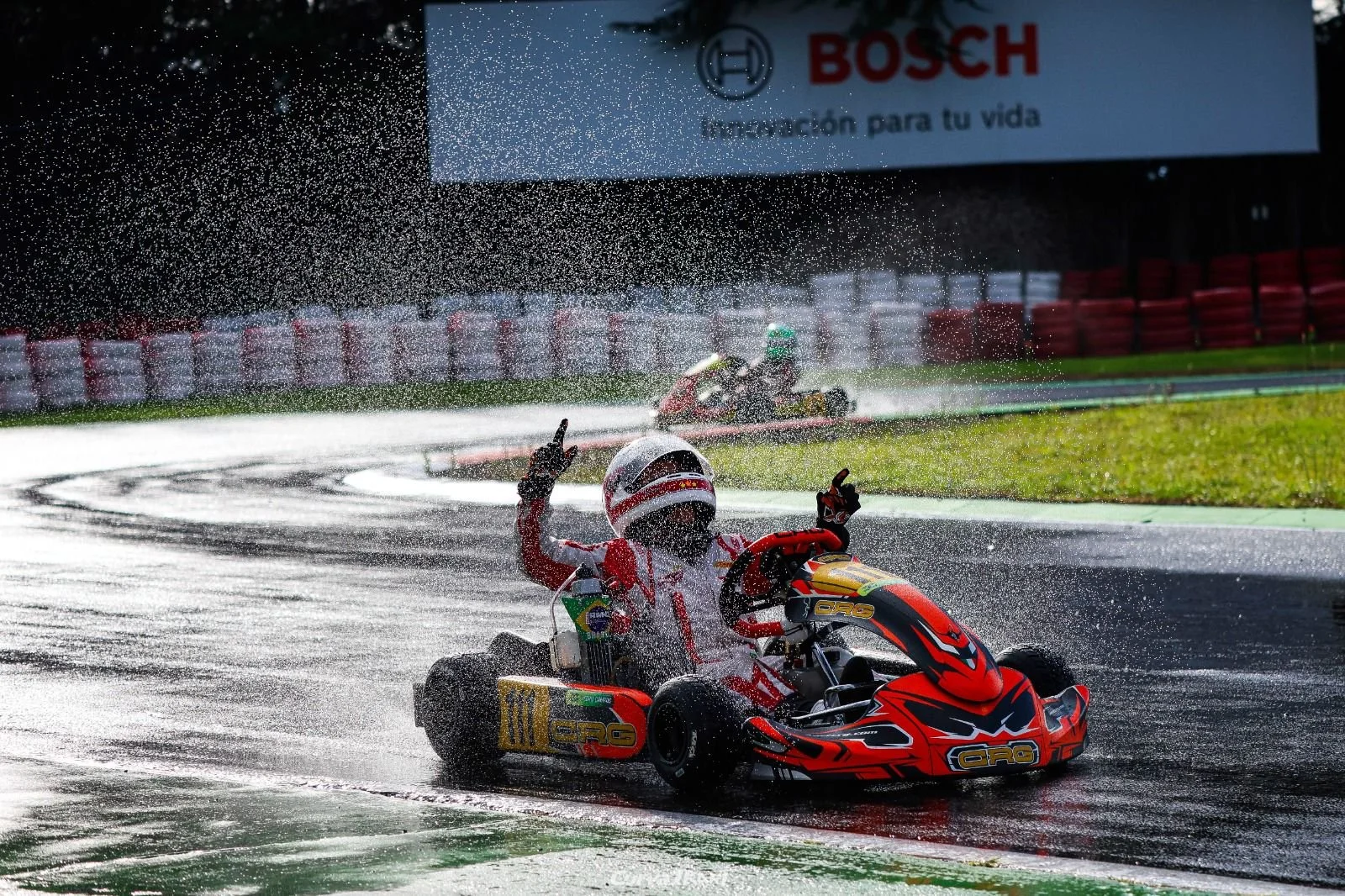 Pedro Campos se torna bicampeão sul-americano de kart na Rotax