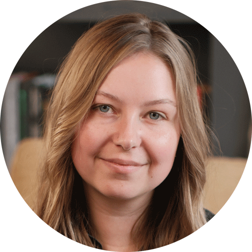  Emma Takahashi 
 Intern Therapist 
 Online, Nashville Office  Individual Therapy, Couples Therapy, Family Therapy  Clinical Intern, Marriage & Family Therapist  Family Dynamics, Anxiety & Depression, Pregnancy & Postpartum, Parenting, Caregiver Issu