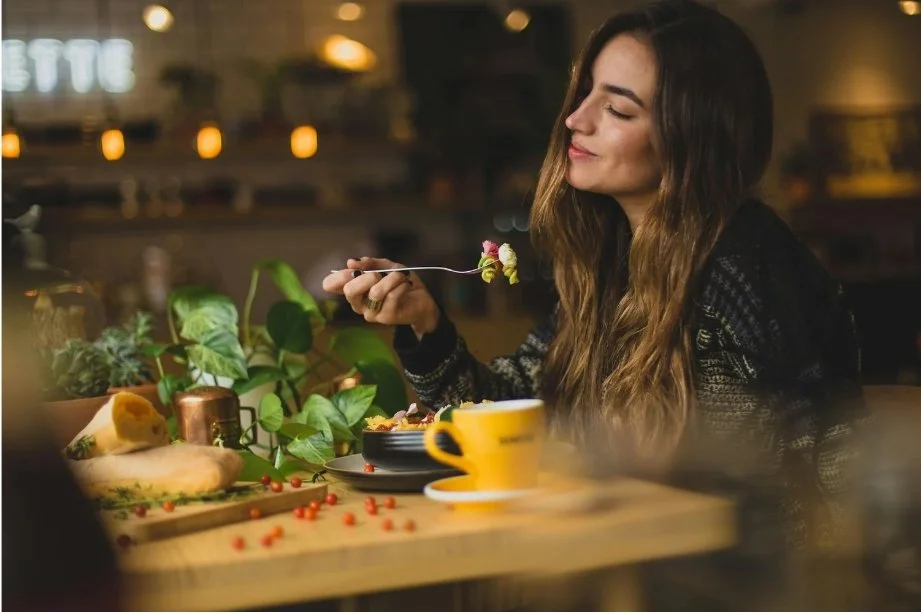 Nutrition for Stress and Anxiety at Work: Food Habits That Calm Your Nervous System