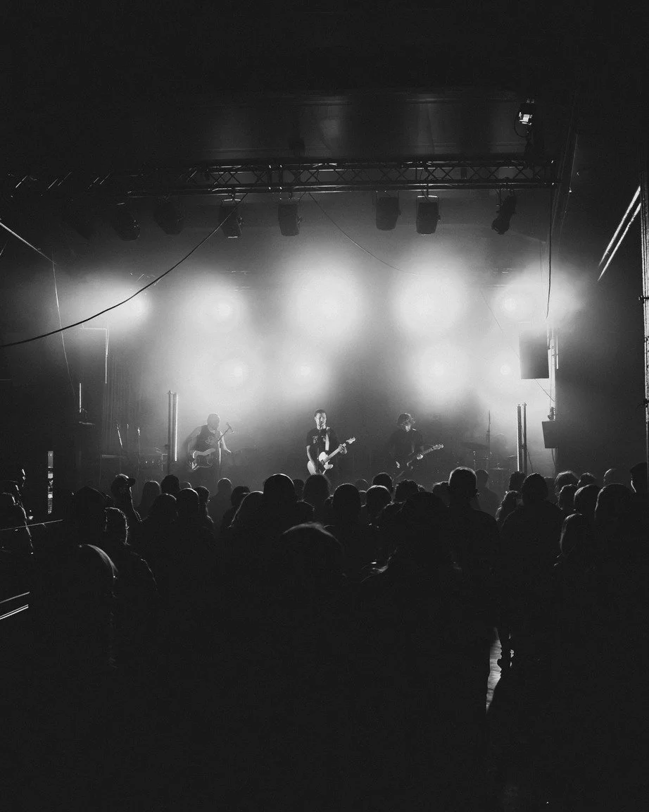 Kiitos @house_of_olaf ja loistava yleis&ouml;, kyll&auml; oli kova meininki eilen 🔥🔥

Kuvat: @valokuvaajatoniharkanen