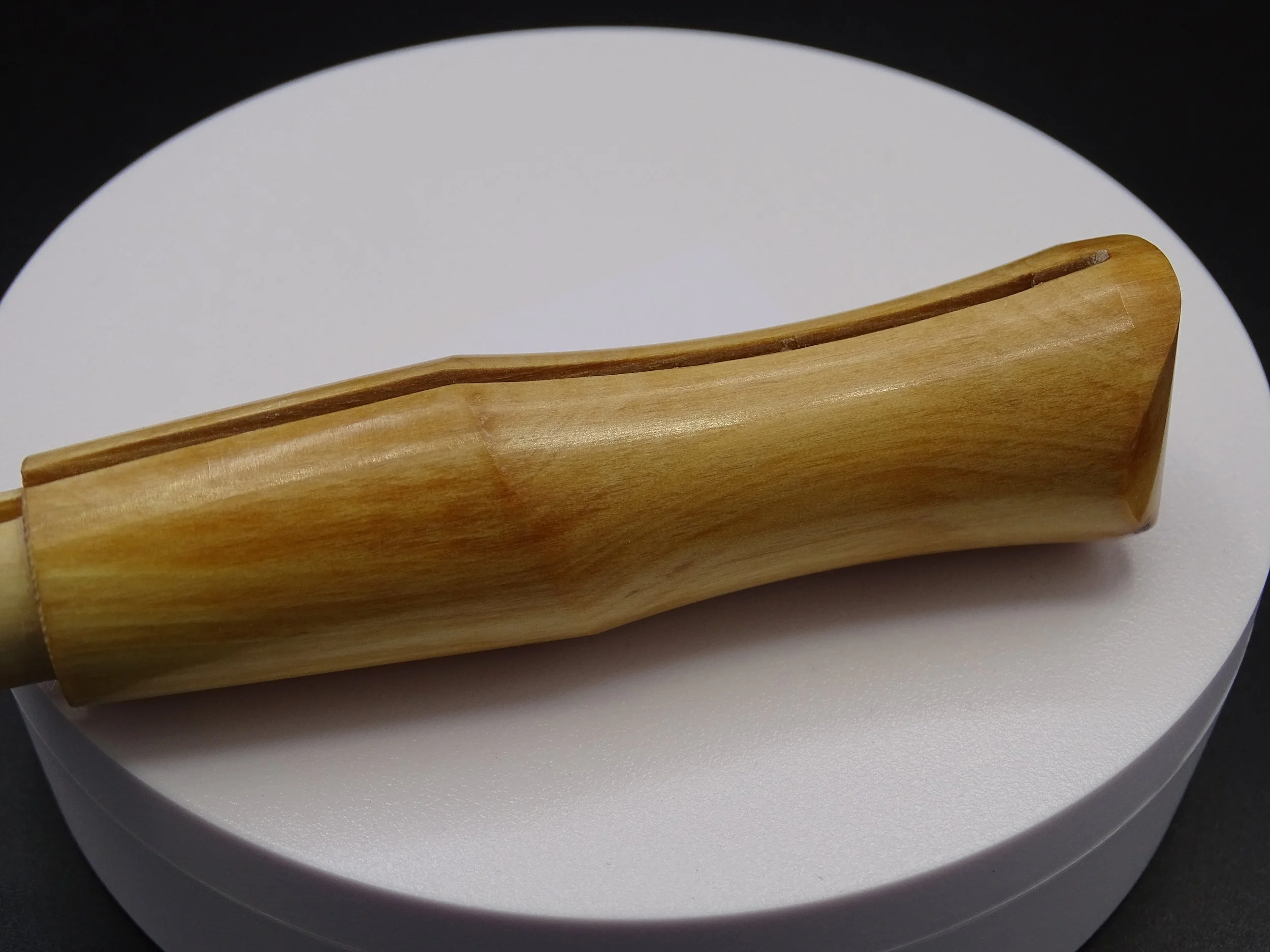 Manche en bois de cerisier stabiliser