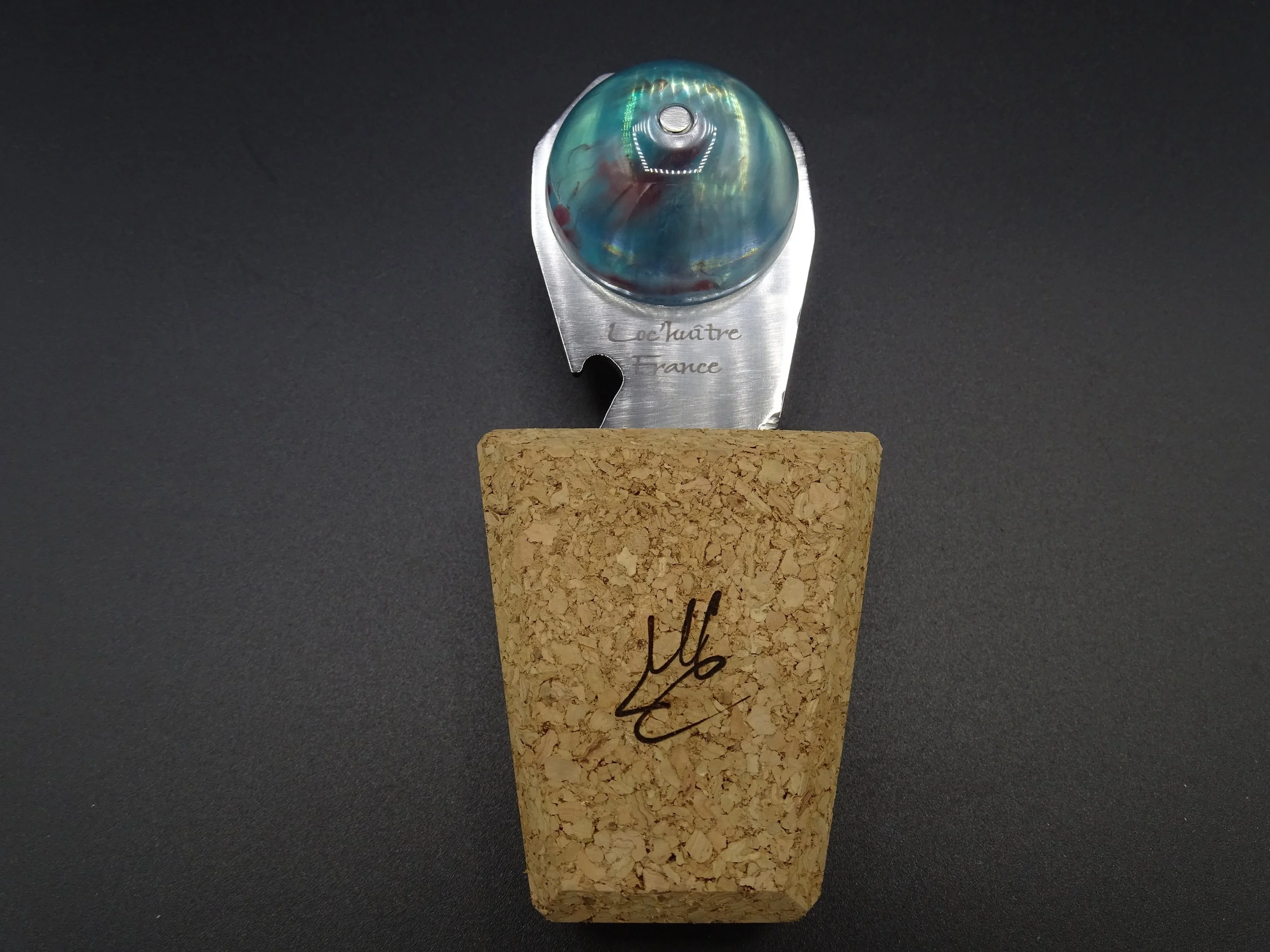 Couteau à huître avec décapsuleur