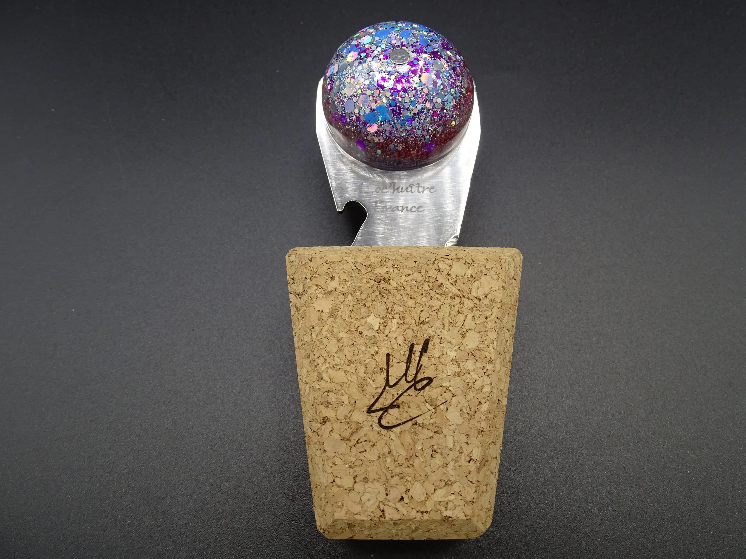 Couteau à huître avec décapsuleur