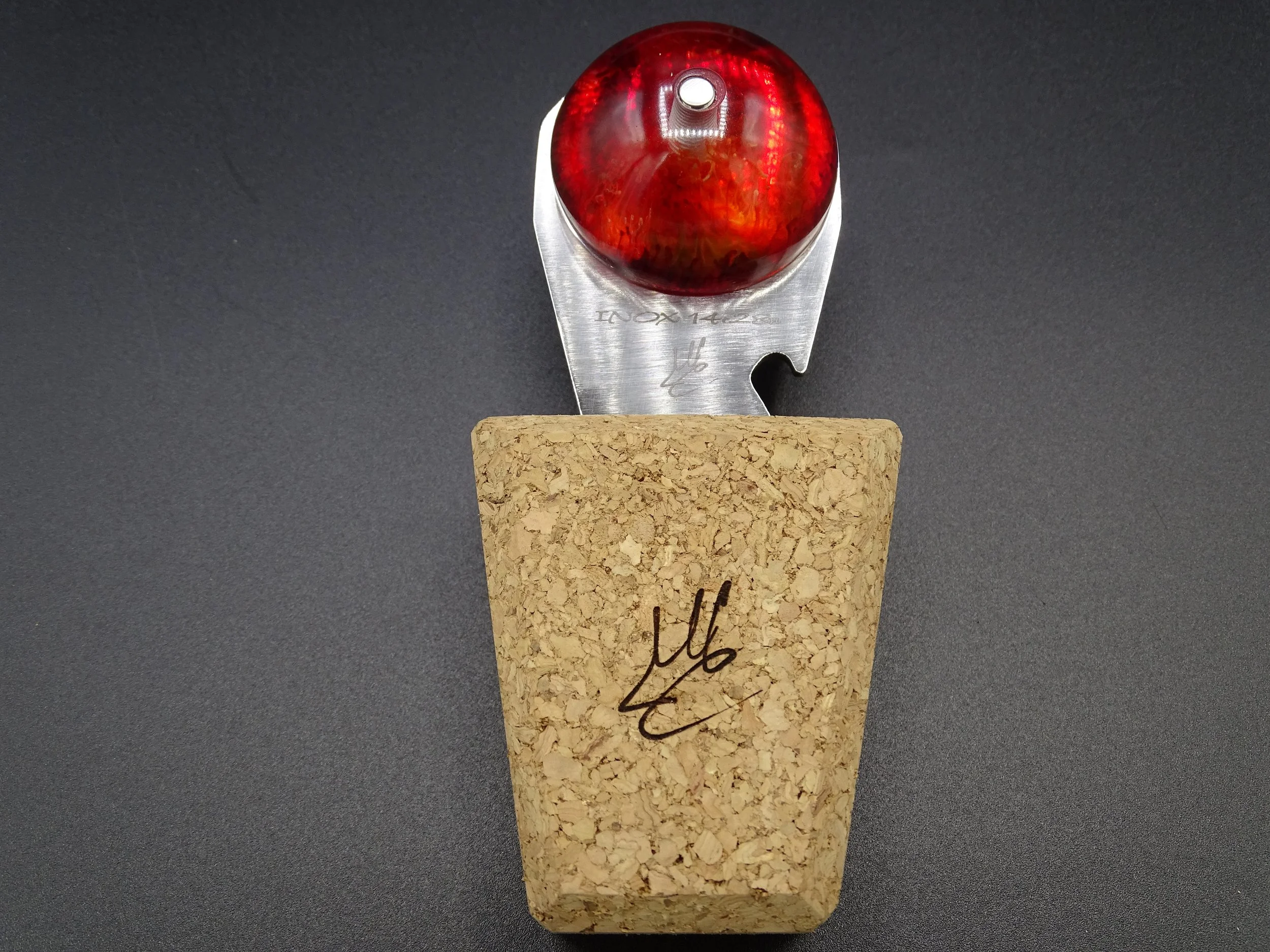 Couteau à huître avec décapsuleur