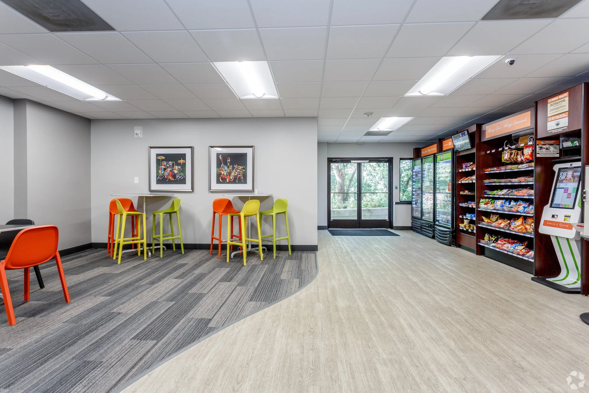 10881-Lowell-Ave-Overland-Park-KS-Interior-Photo-9-LargeHighDefinition.jpg