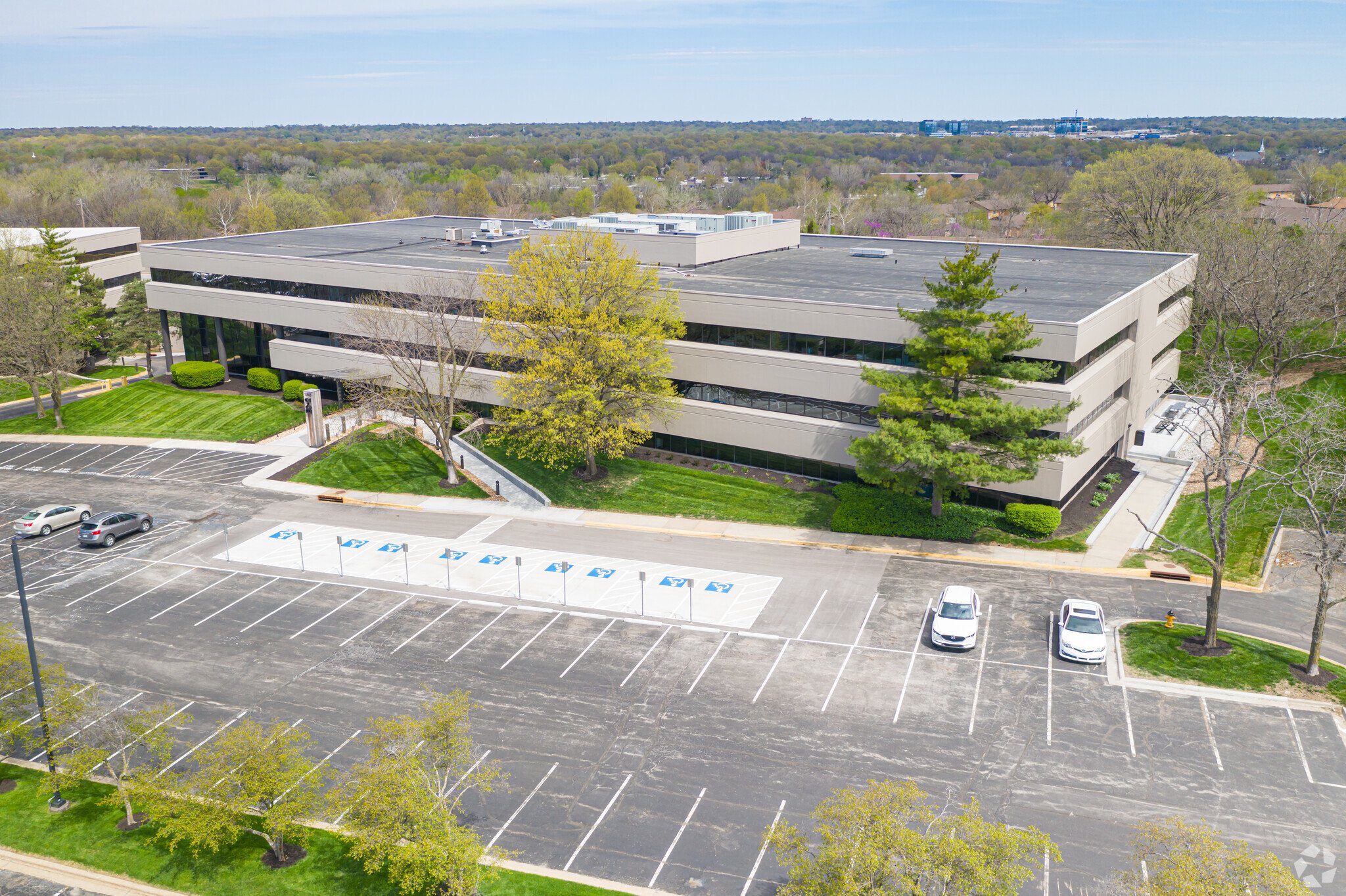 10881-Lowell-Ave-Overland-Park-KS-Aerial-13-LargeHighDefinition.jpg