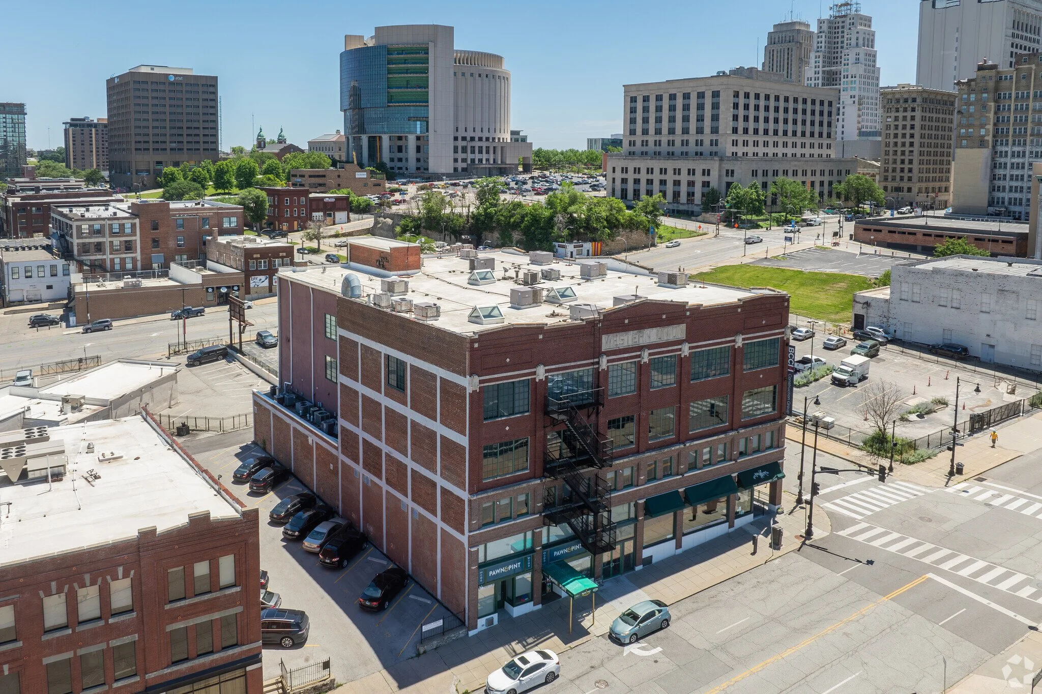 100-E-7th-St-Kansas-City-MO-Aerial-7-LargeHighDefinition.jpg